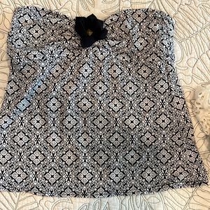 Bandeau style swim top.